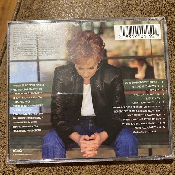 🎉Host Pick🎉 Reba McEntire CD 💿 So Good Together - Picture 15 of 16